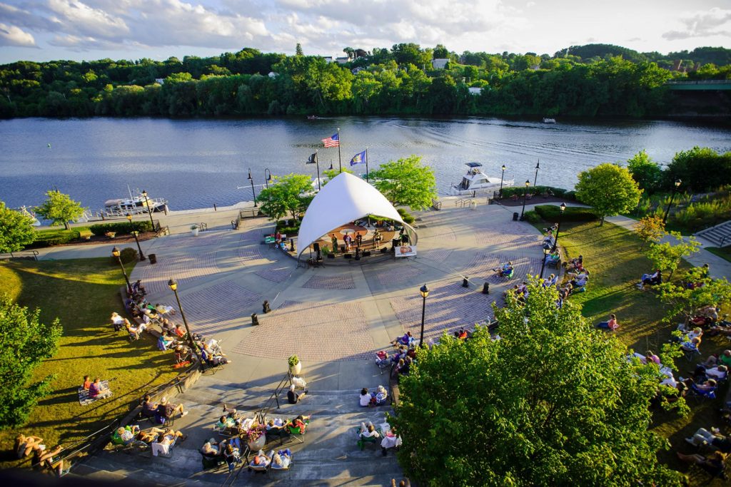 A concert at Riverlink park