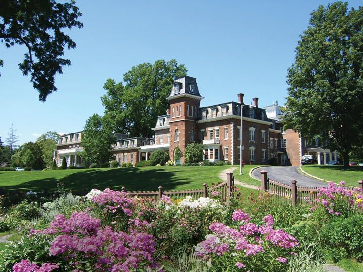 Oneida Community Mansion House_Oneida_2019